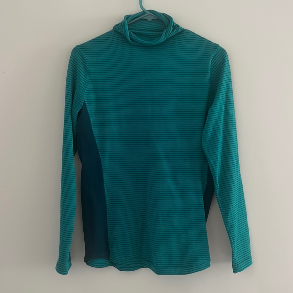 Duluth turtle neck